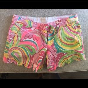 Lilly 5” buttercup stretch short